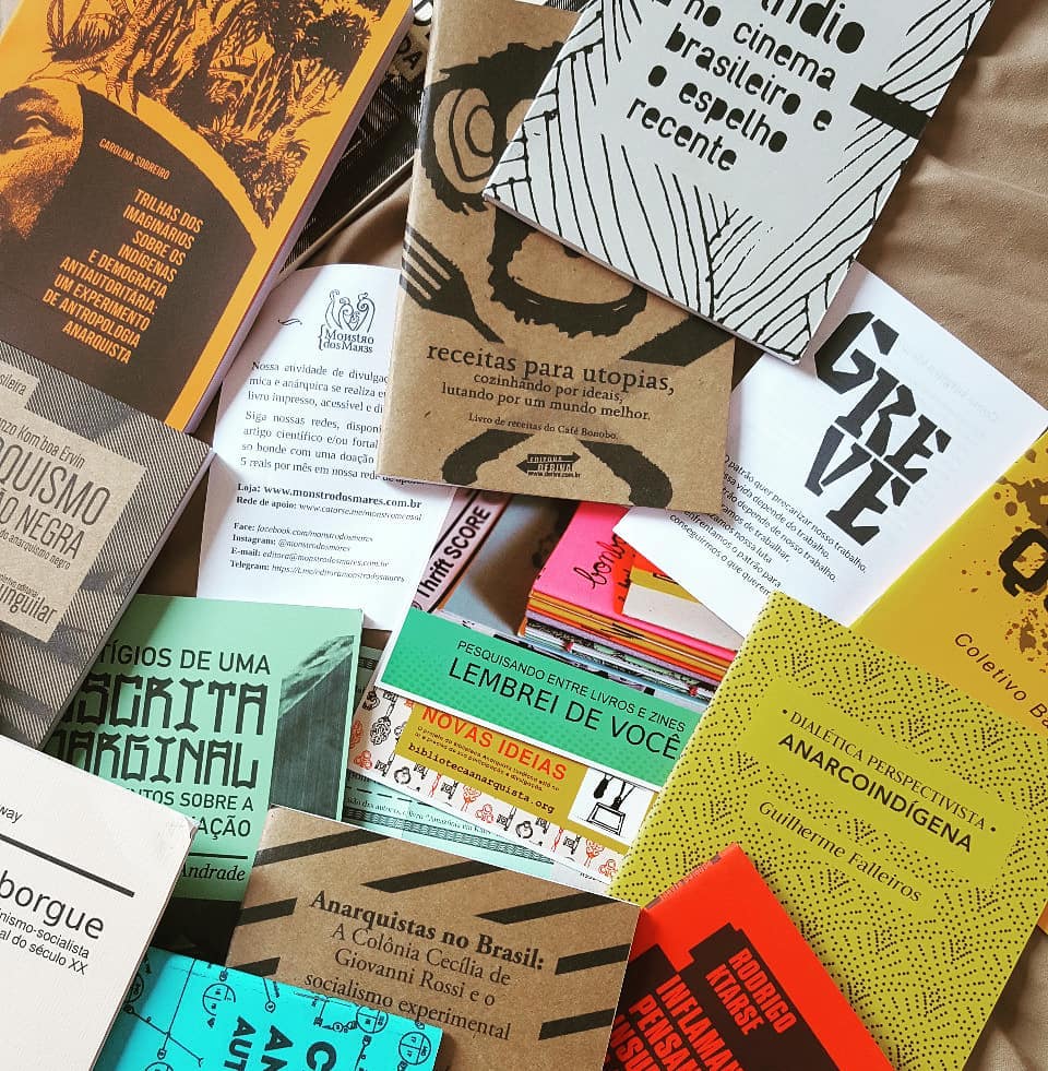 Monstro dos Mares: 500.000 anarchic-inspired books and zines printed